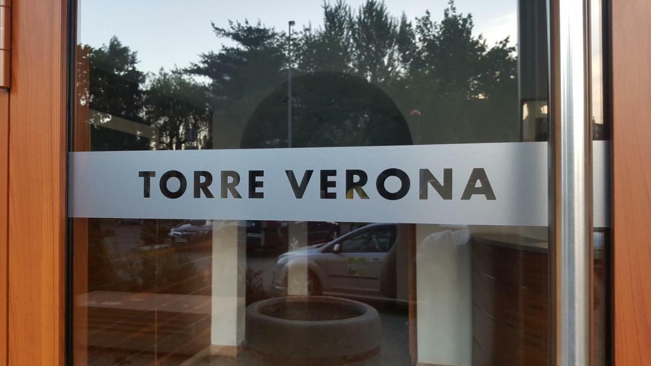Torre Verona Apartment - 70M2, Terrace, Garage Cracovia Exterior foto